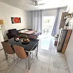 Mareverde Tenerife Апартаменты Адехе